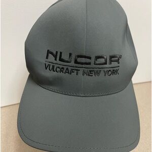 NUCOR Vulcraft New York Fitted Hat Cap L - XL Flexfit Gray